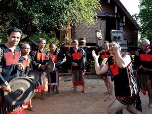 大力开发西原地区旅游潜力